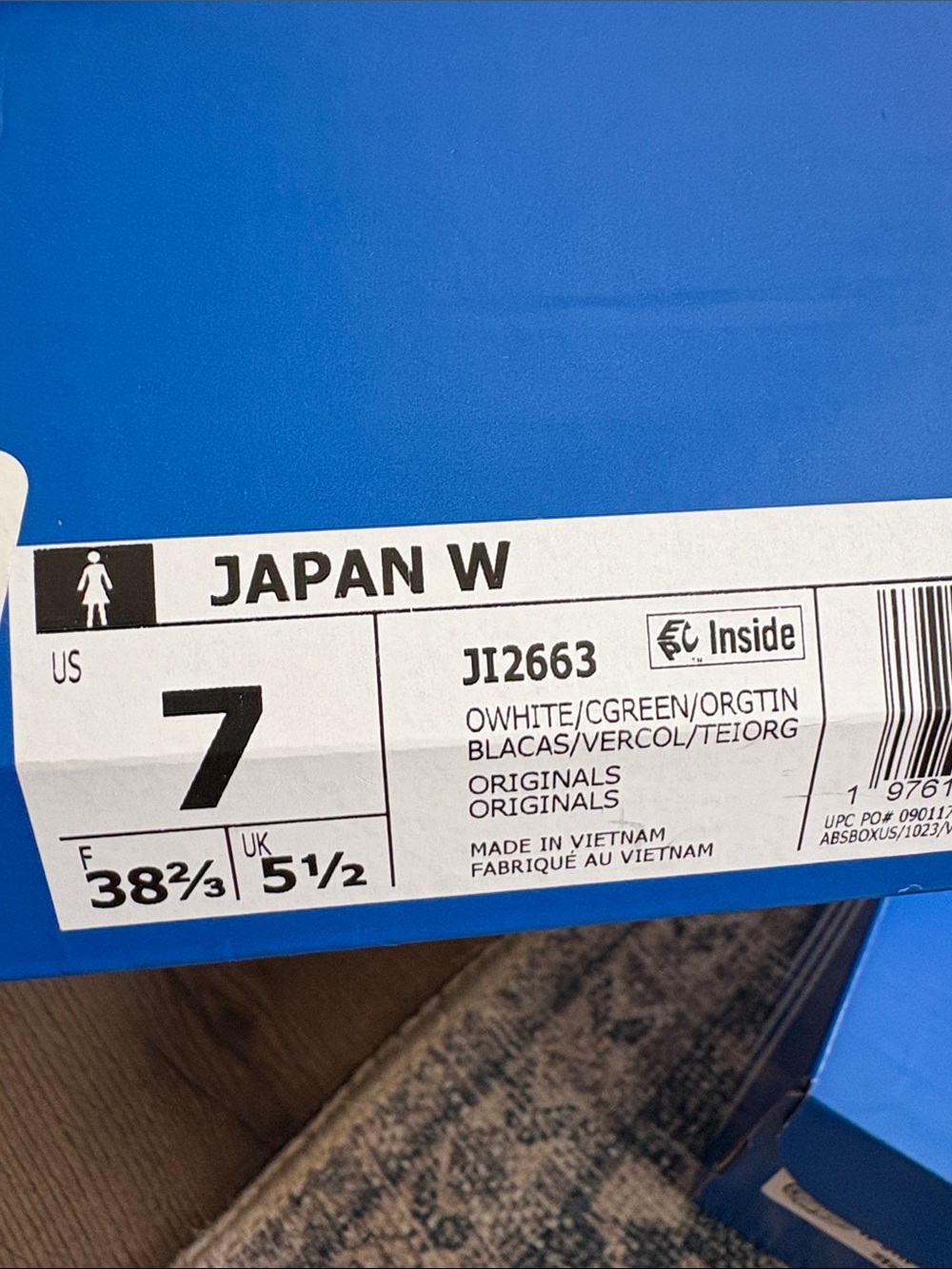 NWT adidas Japan Low-Top Sneakers in White, Green and Cream - Picture 4 of 4